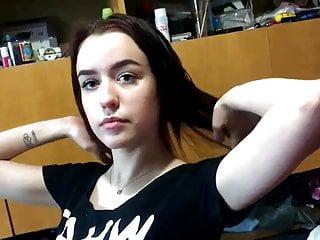 Leidenschaftlicher Sex mit der süssen jungen Frau