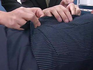 Businessmen Fickfest heisse Sekretärin bedient zwei Kerle