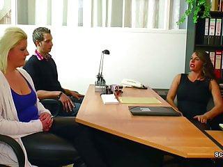 Das Casting mit den geilen deutschen Schlampen - deutsches Paar beim Sexcasting mit einem Paar