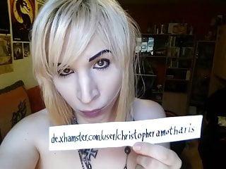 Hausbesuch Lesbe wird geleckt und anal gefickt