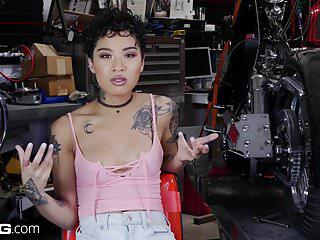 Der Fick im Freien mit Honey gold